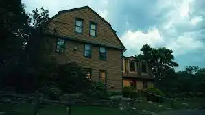 The ghost-hunting show 28 Days Haunted will make you roll your eyes